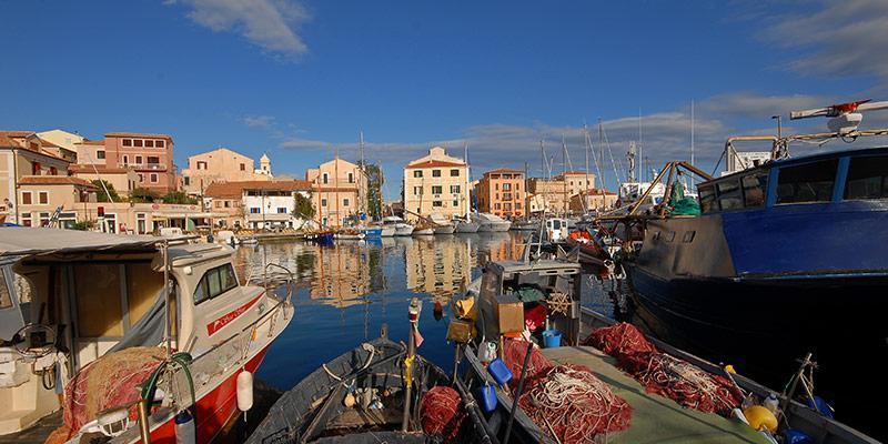 B&B Affittacamere Via Del Centro La Maddalena  Eksteriør billede